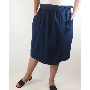 and comfort second hand navy cotton wrap style skirt size 2 (best fits size 16-18)