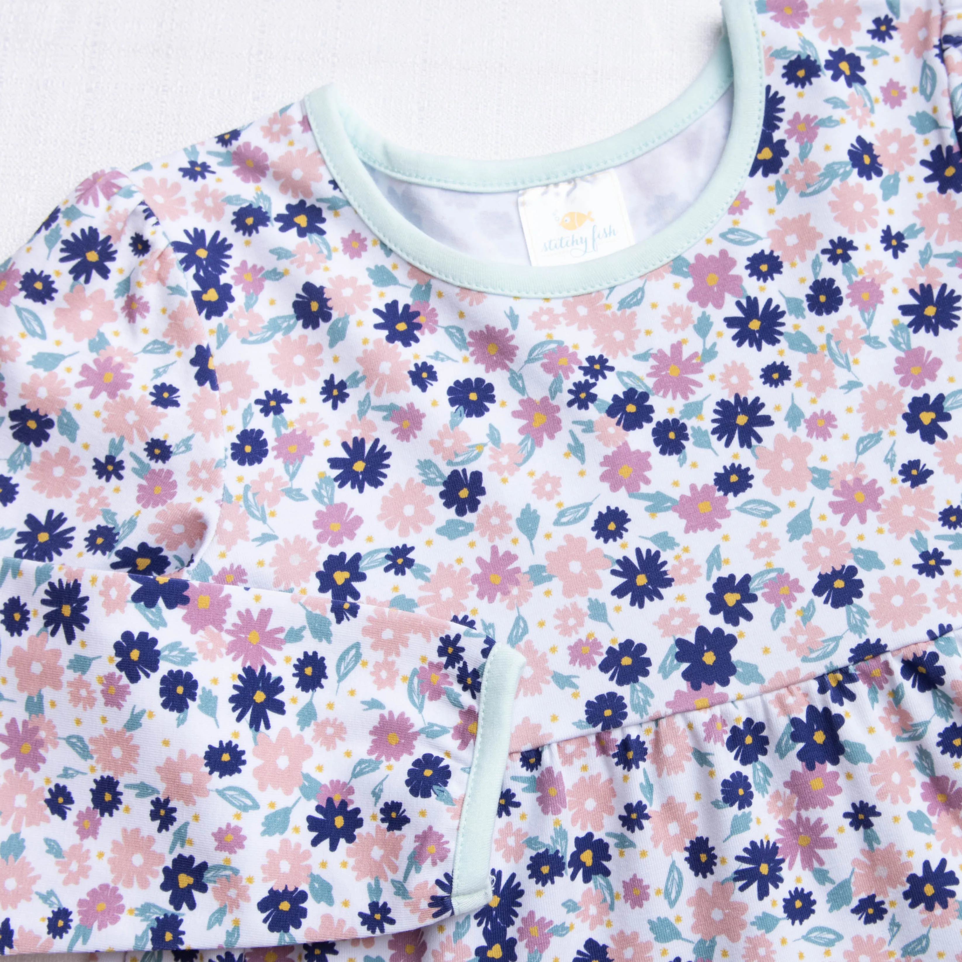 Betty Twirl, Mint Floral