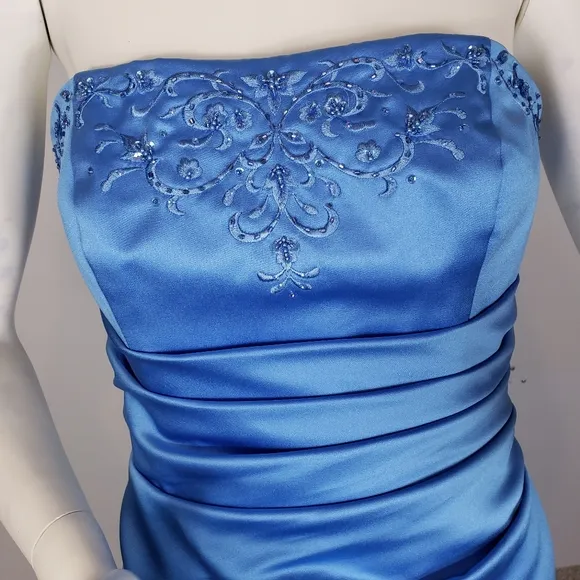 David's Bridal Strapless blue gown dress