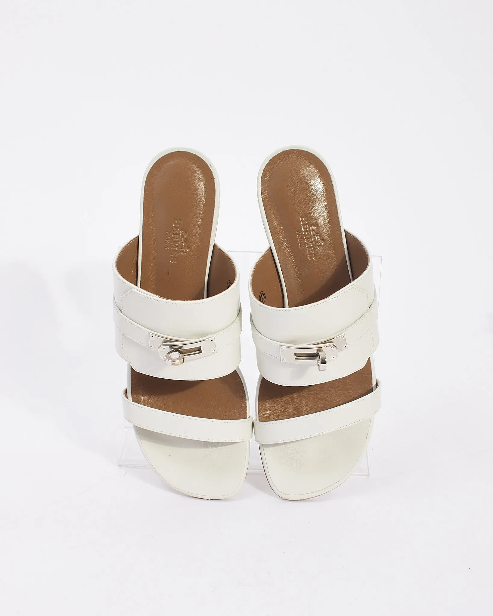 Hermès White Leather Avenue Kelly Flat Sandals - 37