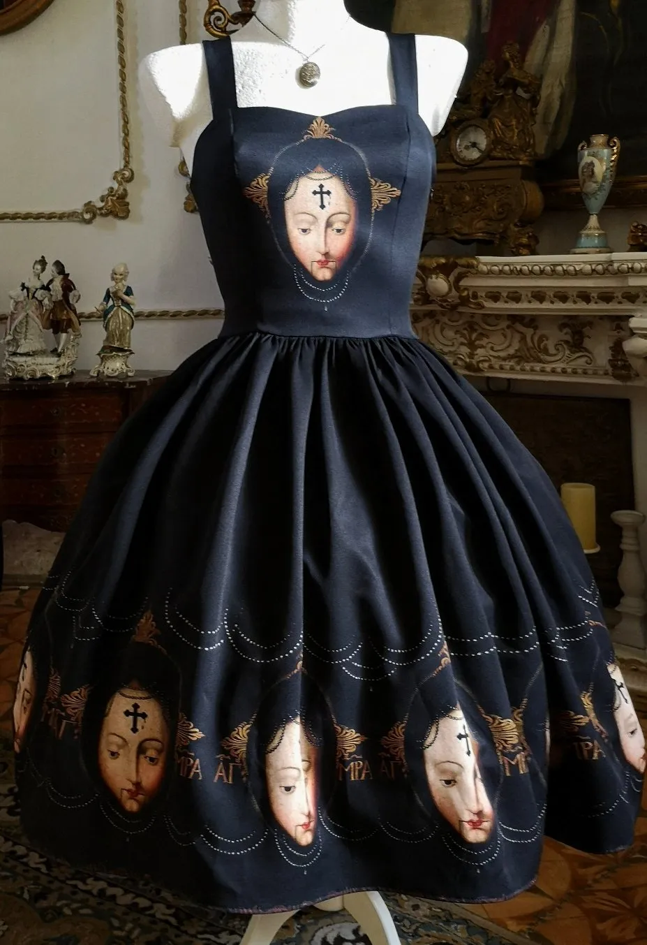 Holly Doll Jsk