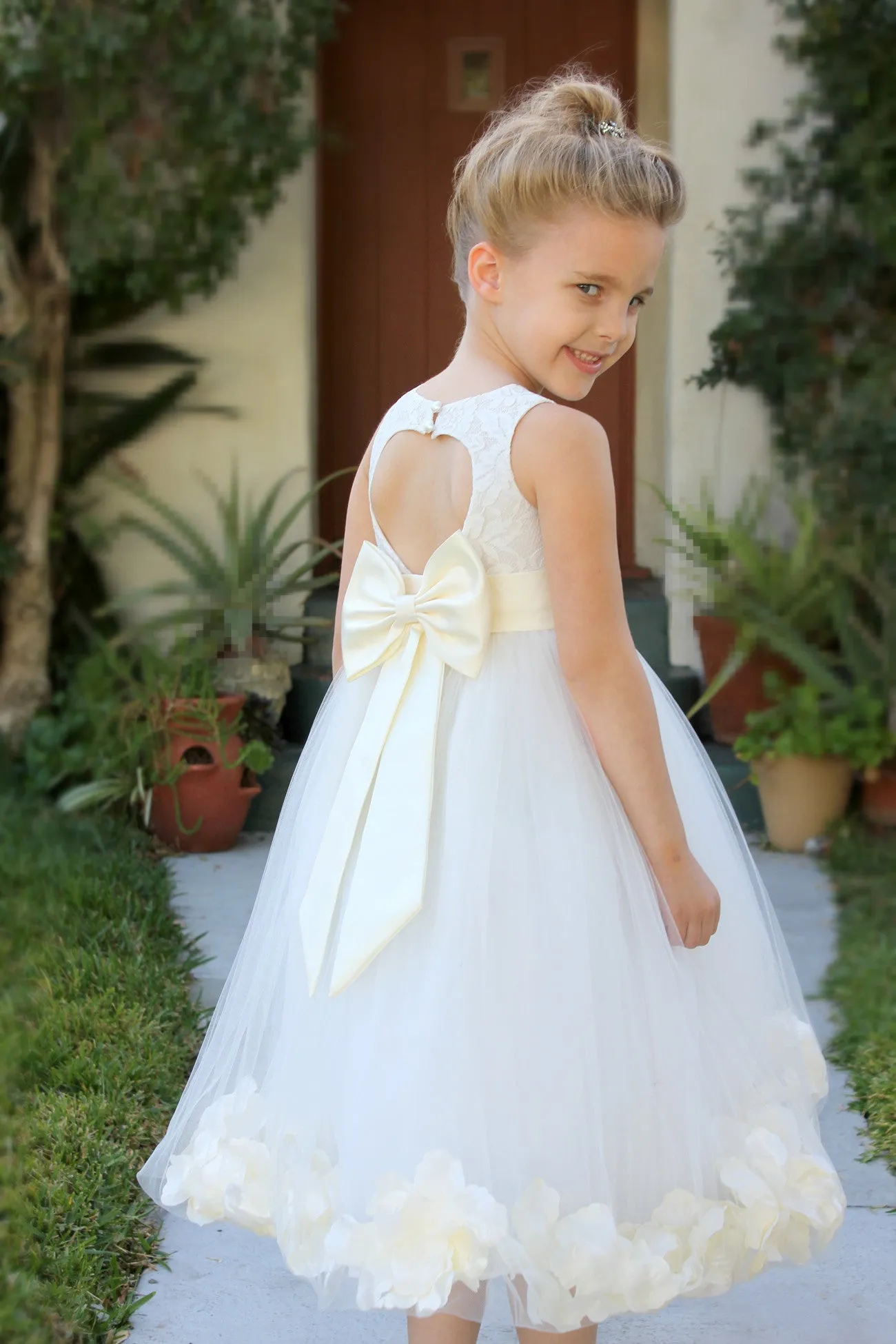 Ivory Floral Lace Heart Cutout Rose Petals Flower Girl Dress Junior Bridesmaid Special Event 185T(1)