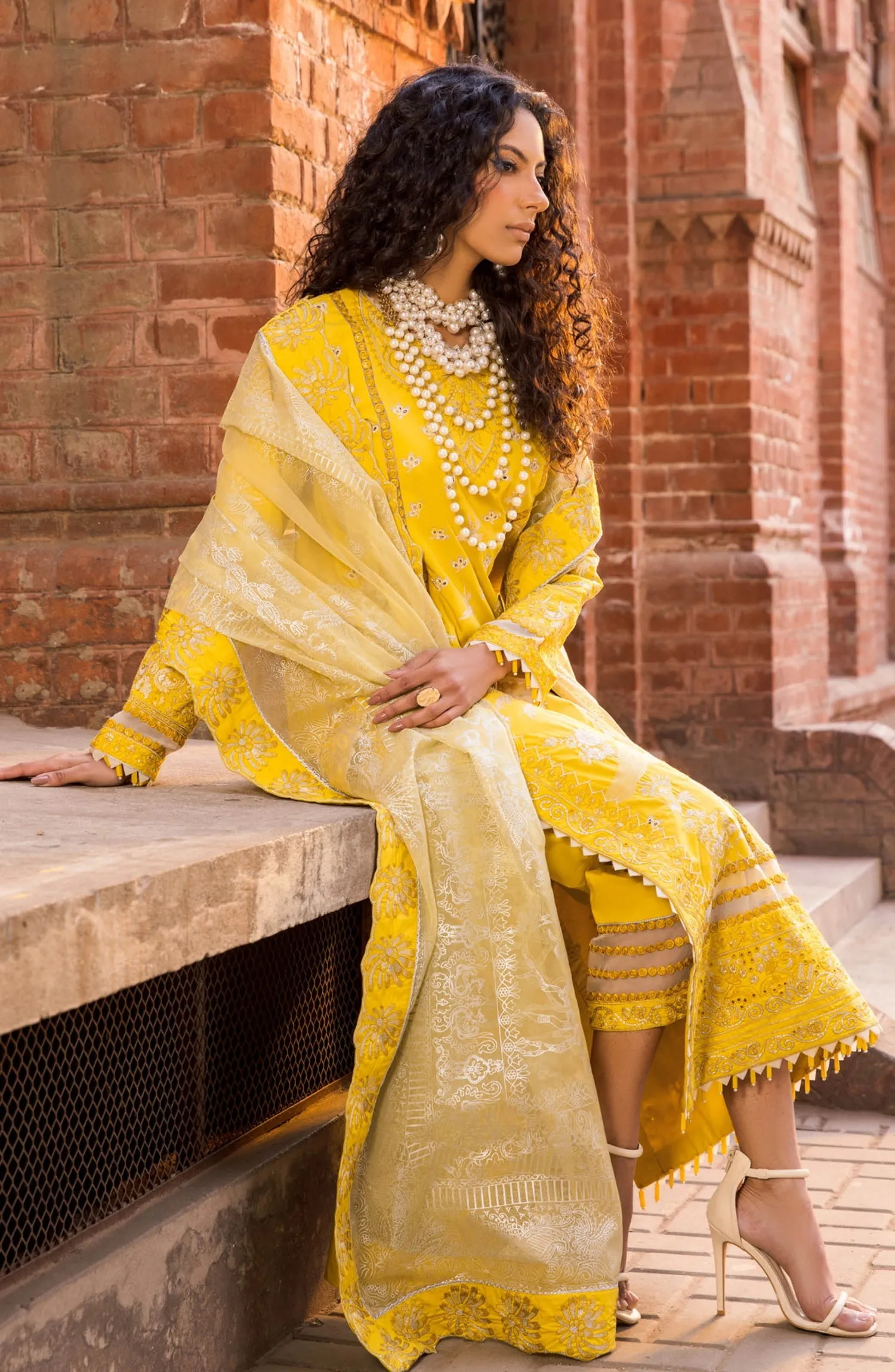 Kameez Trouser Pakistani Eid Dress in Yellow Color