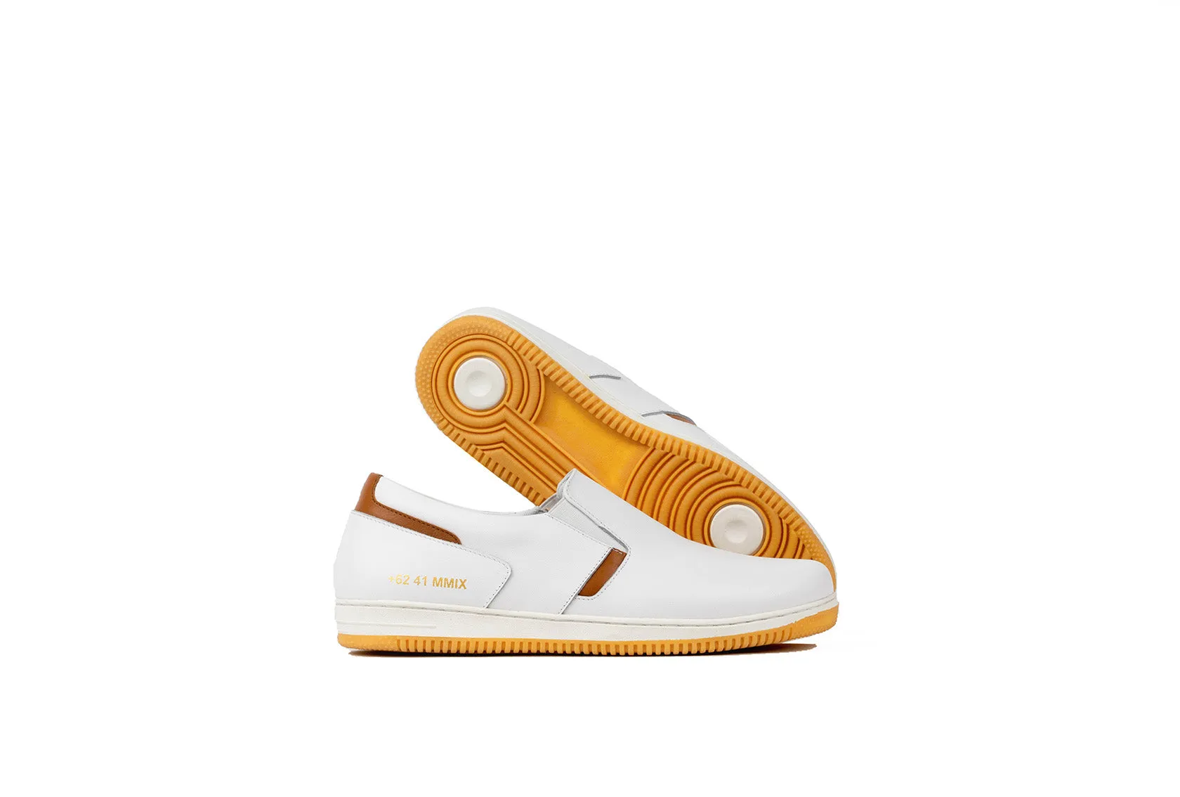 LAC-24 | TRIPLE WHITE | MEN