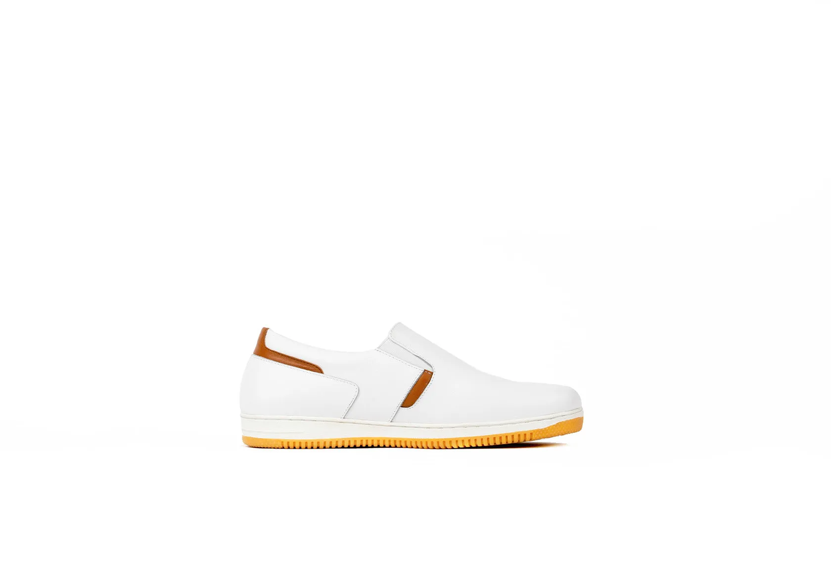 LAC-24 | TRIPLE WHITE | MEN