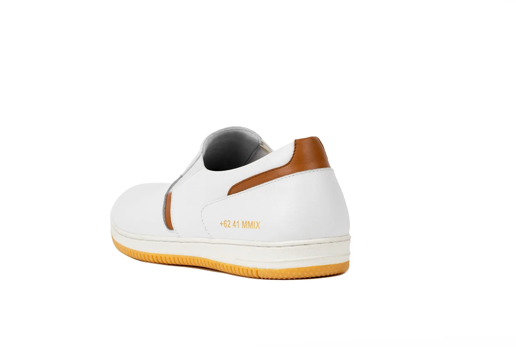 LAC-24 | TRIPLE WHITE | MEN