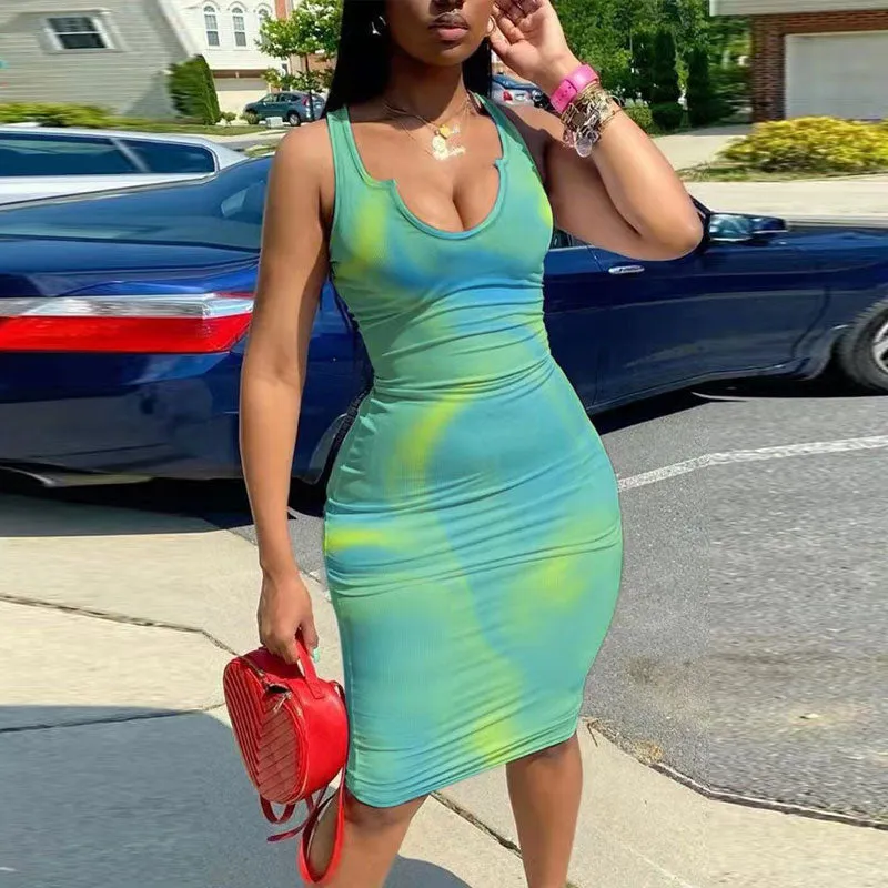 Leaf Print Sleeveless Midi Dress
