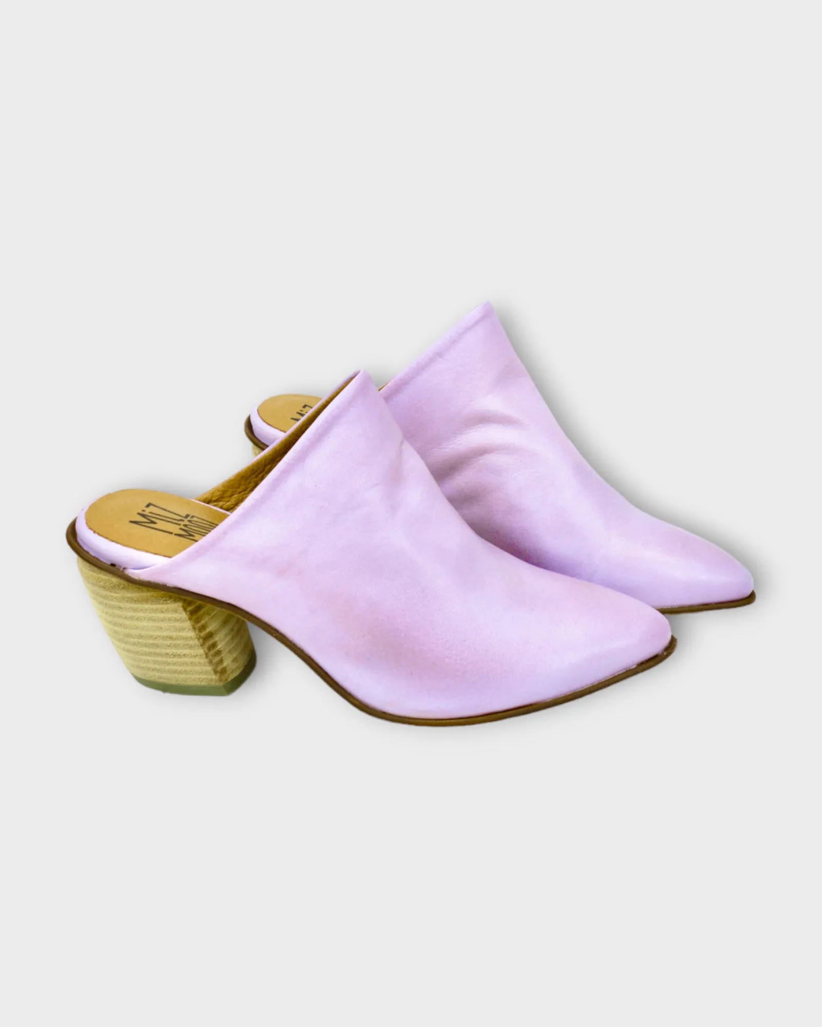 Miz Mooz Amalia
