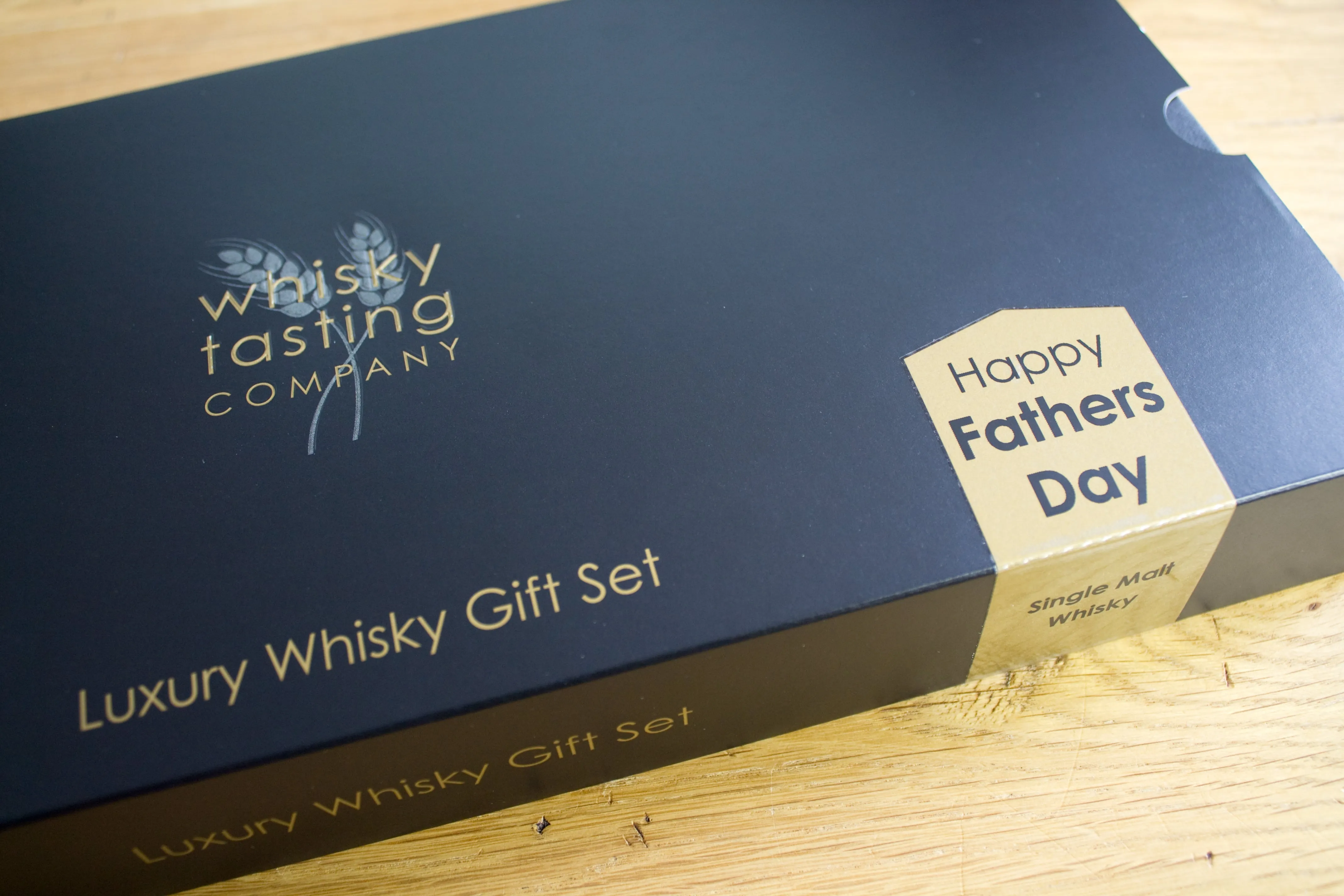 PERSONALISED FATHERS DAY PREMIUM SCOTTISH SINGLE MALT GIFT SET