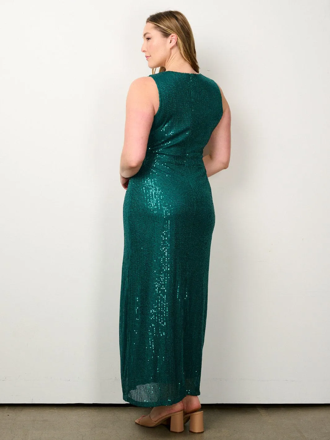 PLUS SIZE SLEEVELESS BODYCON SEQUINS MAXI DRESS