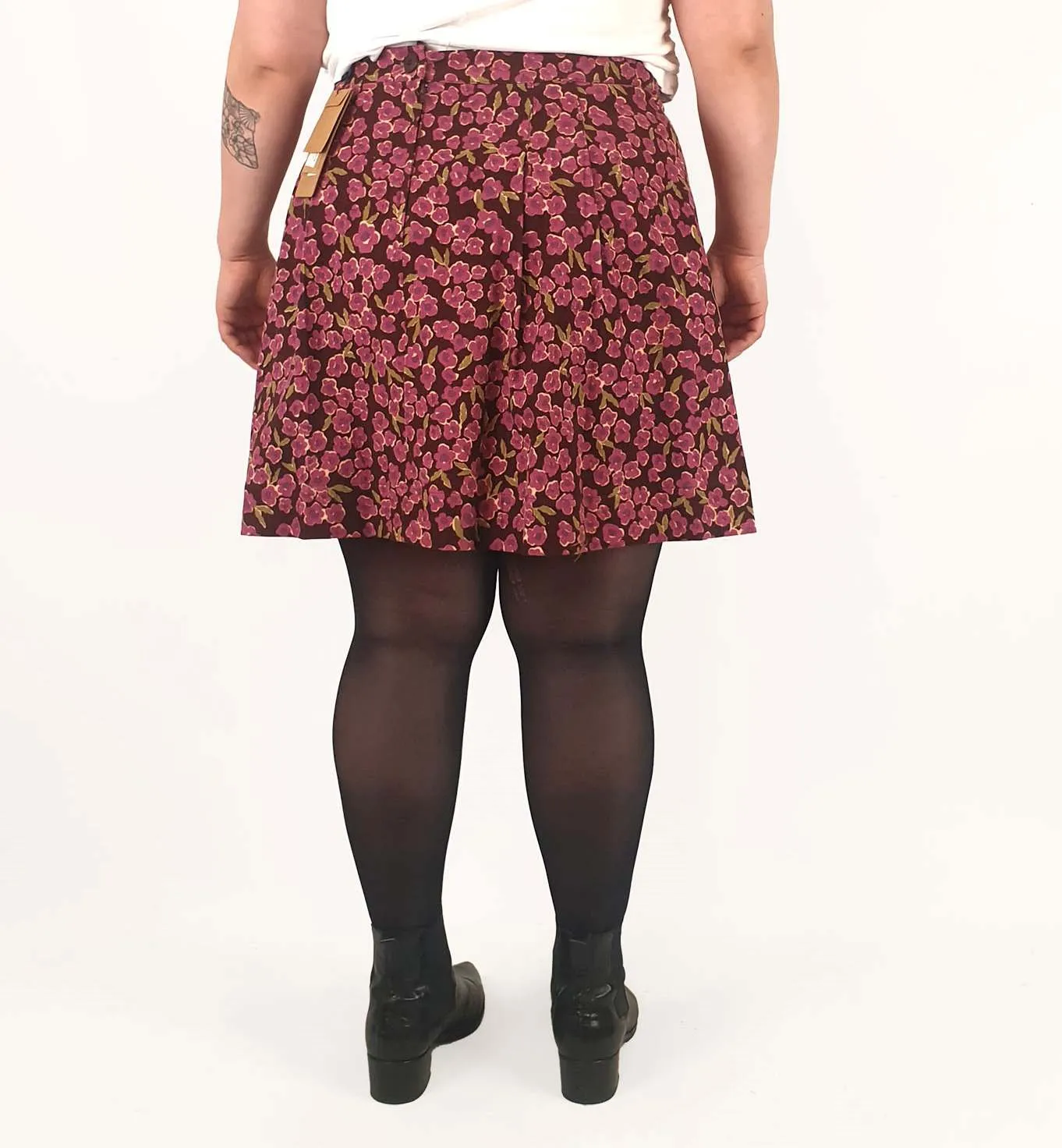 Princess Highway pink print skirt size 16
