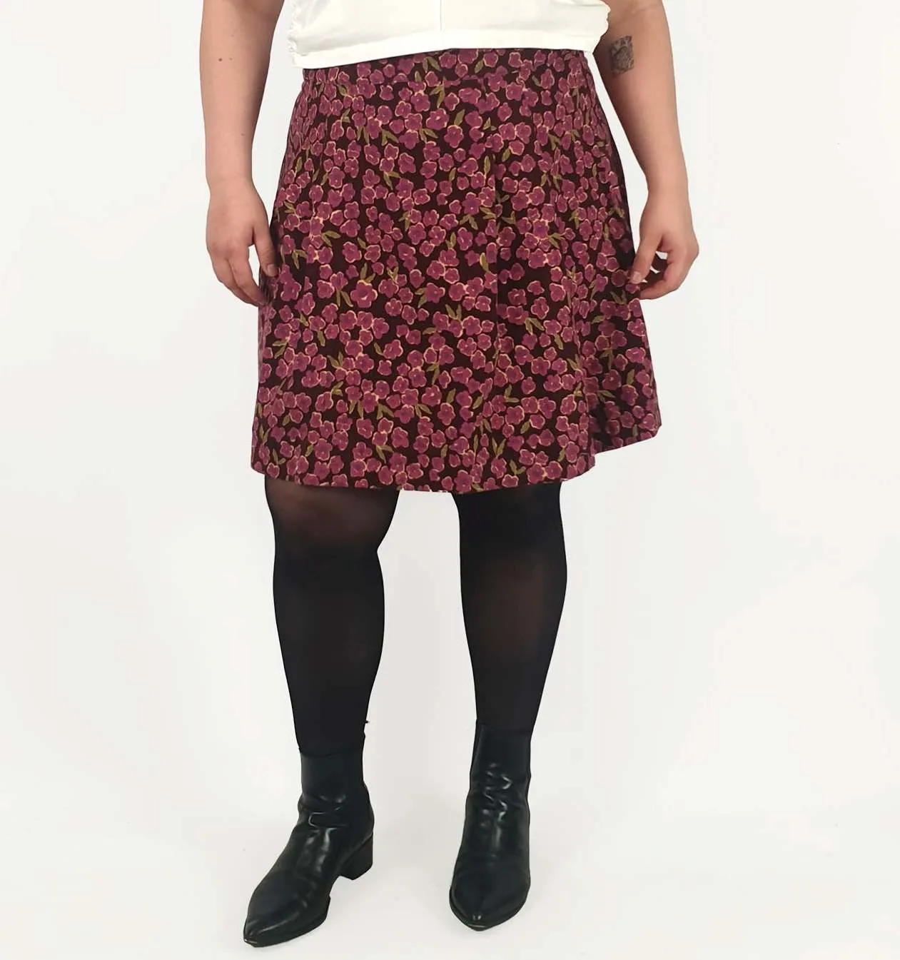 Princess Highway pink print skirt size 16