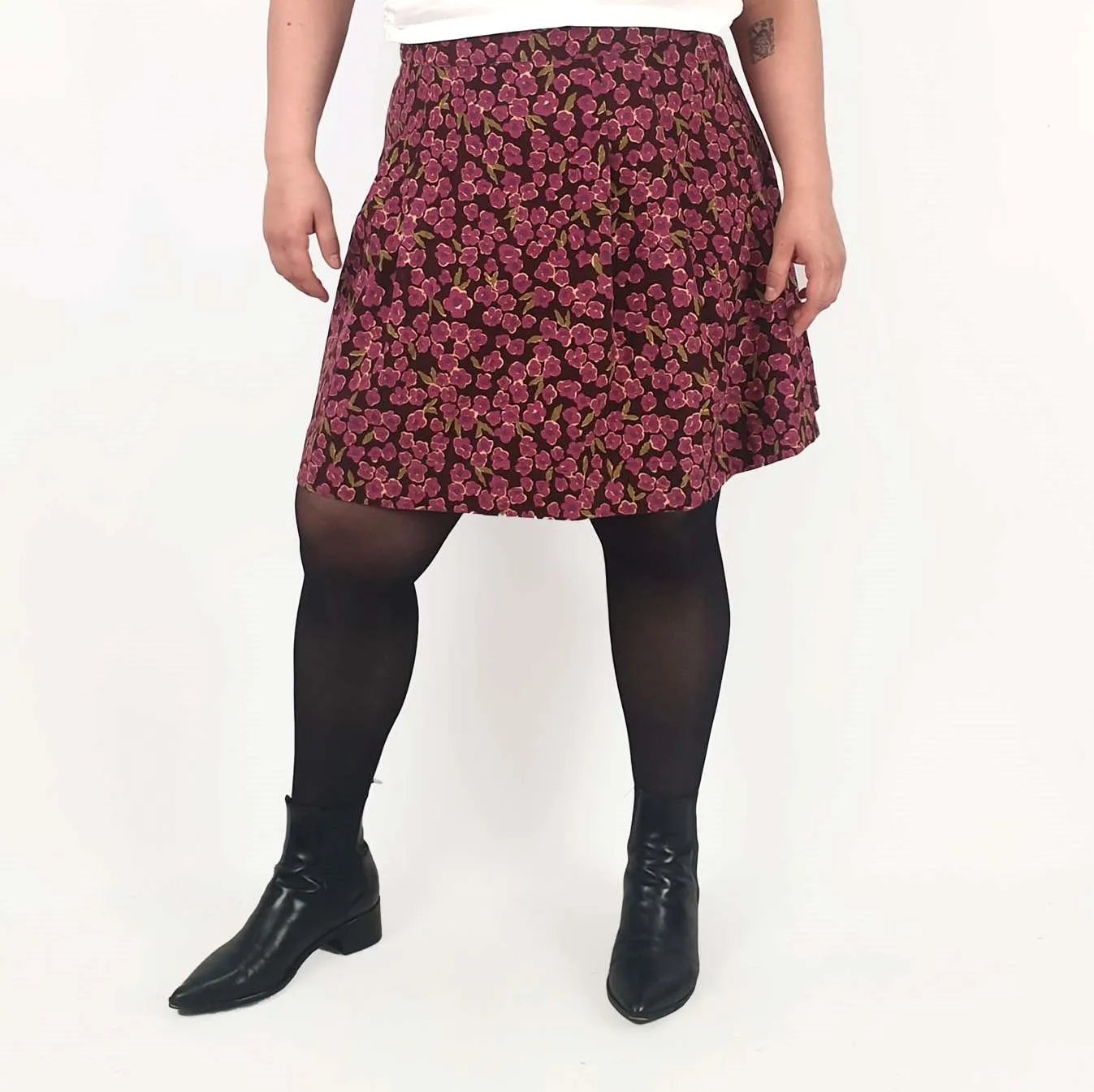Princess Highway pink print skirt size 16
