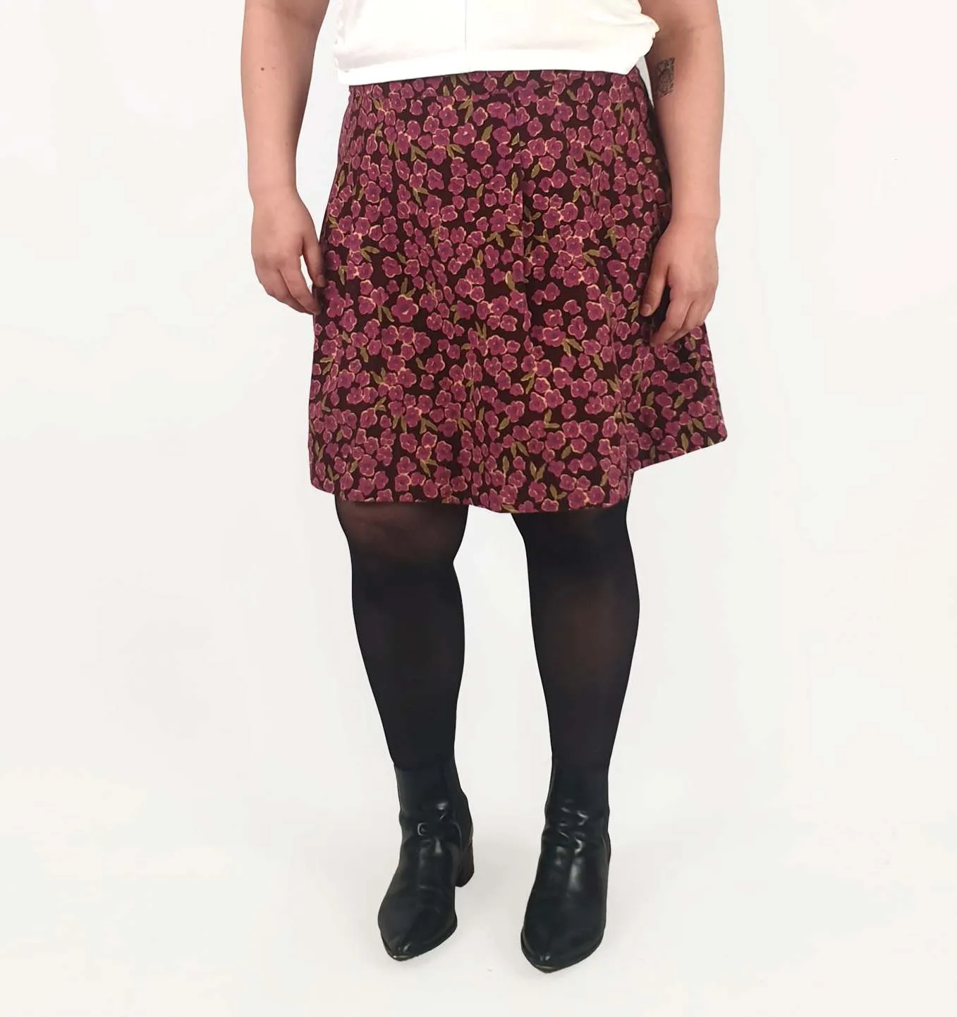 Princess Highway pink print skirt size 16