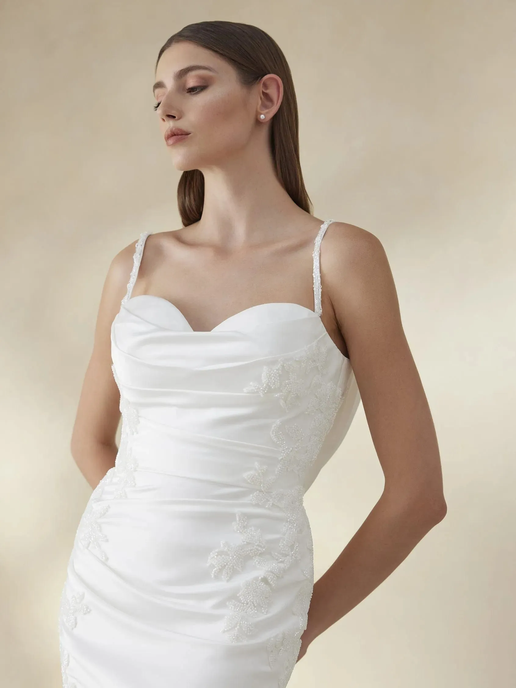 Pronovias: Wave