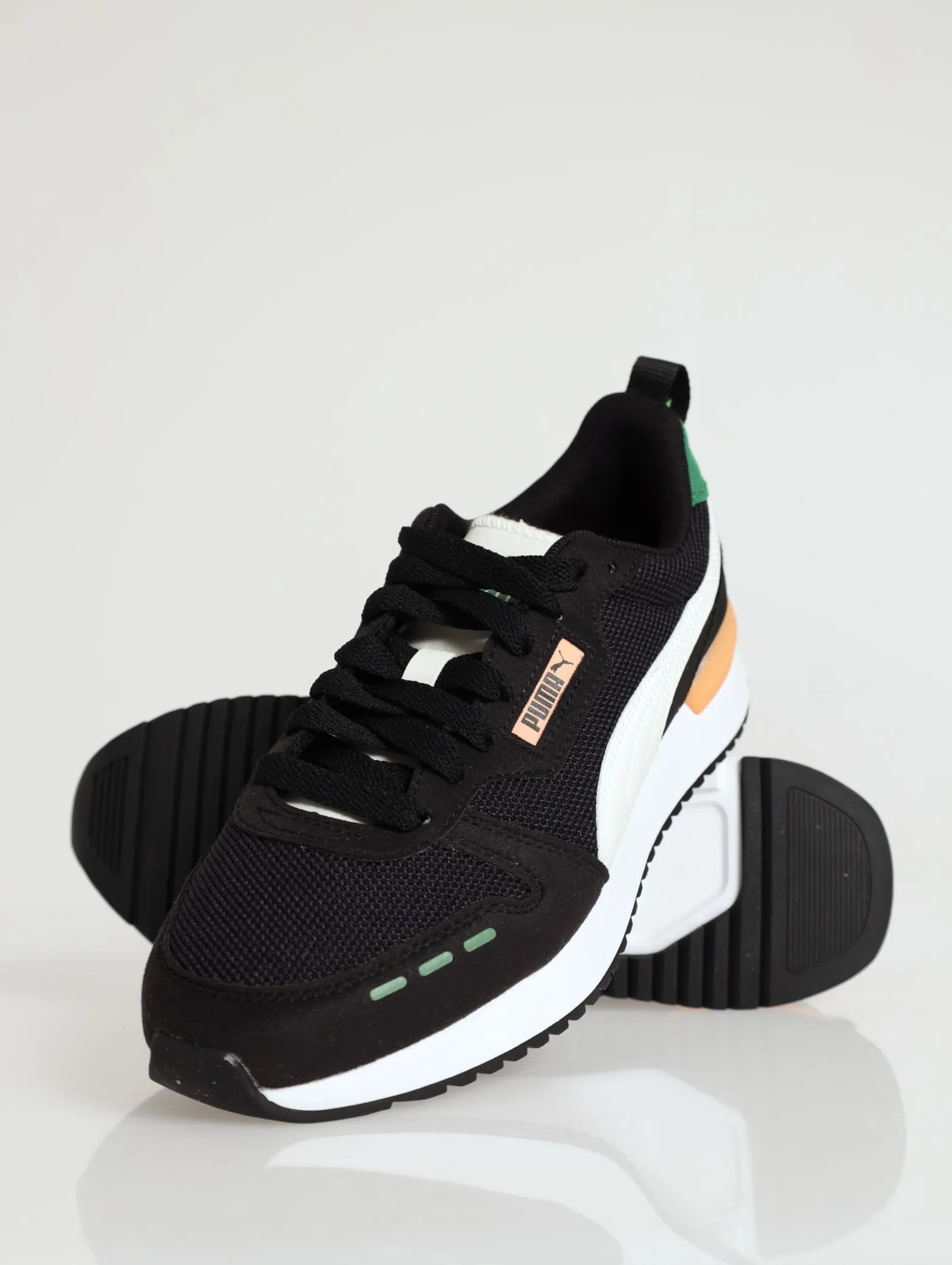 R78 Sneaker - Black/White