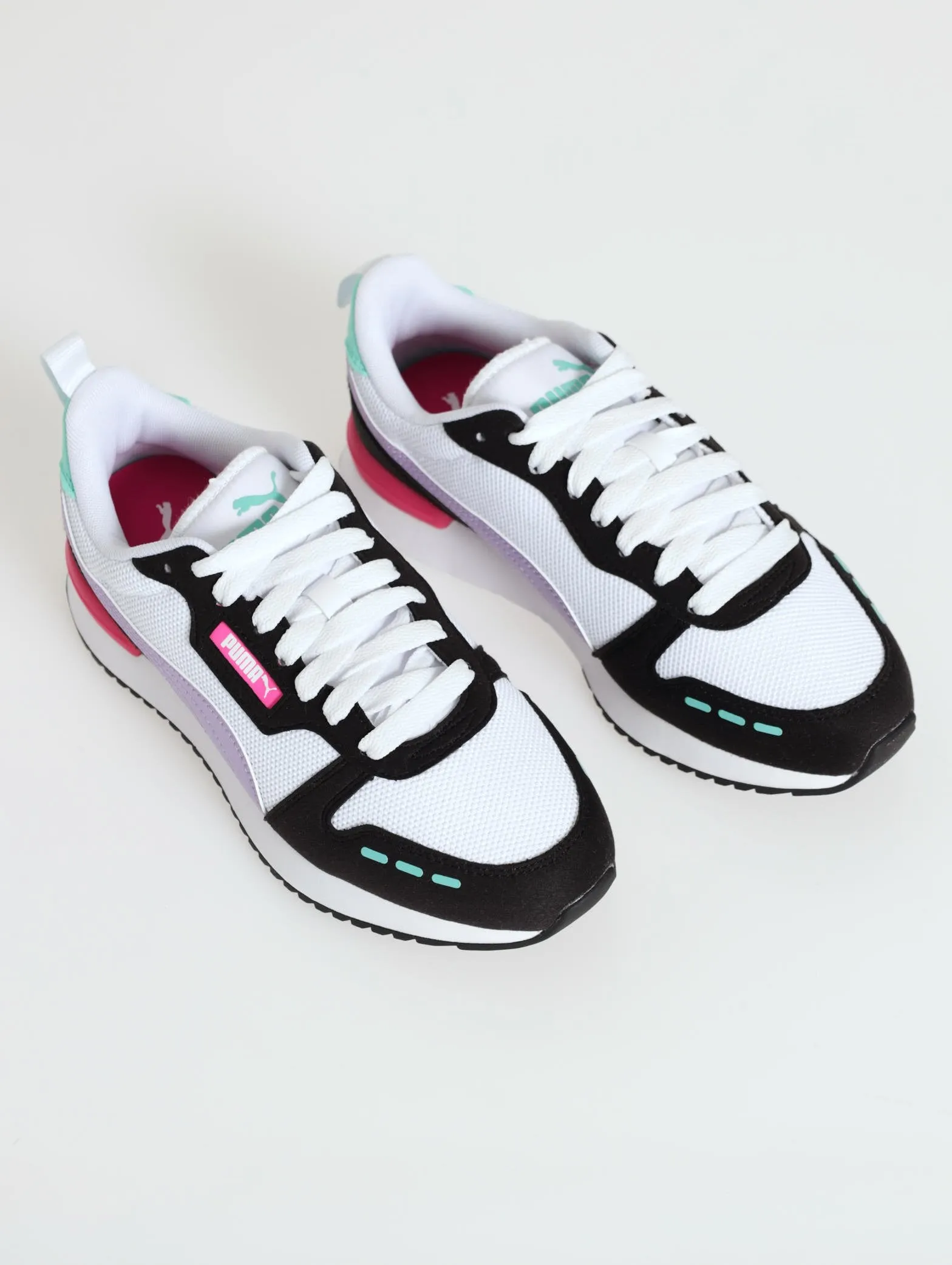 R78 Sneaker