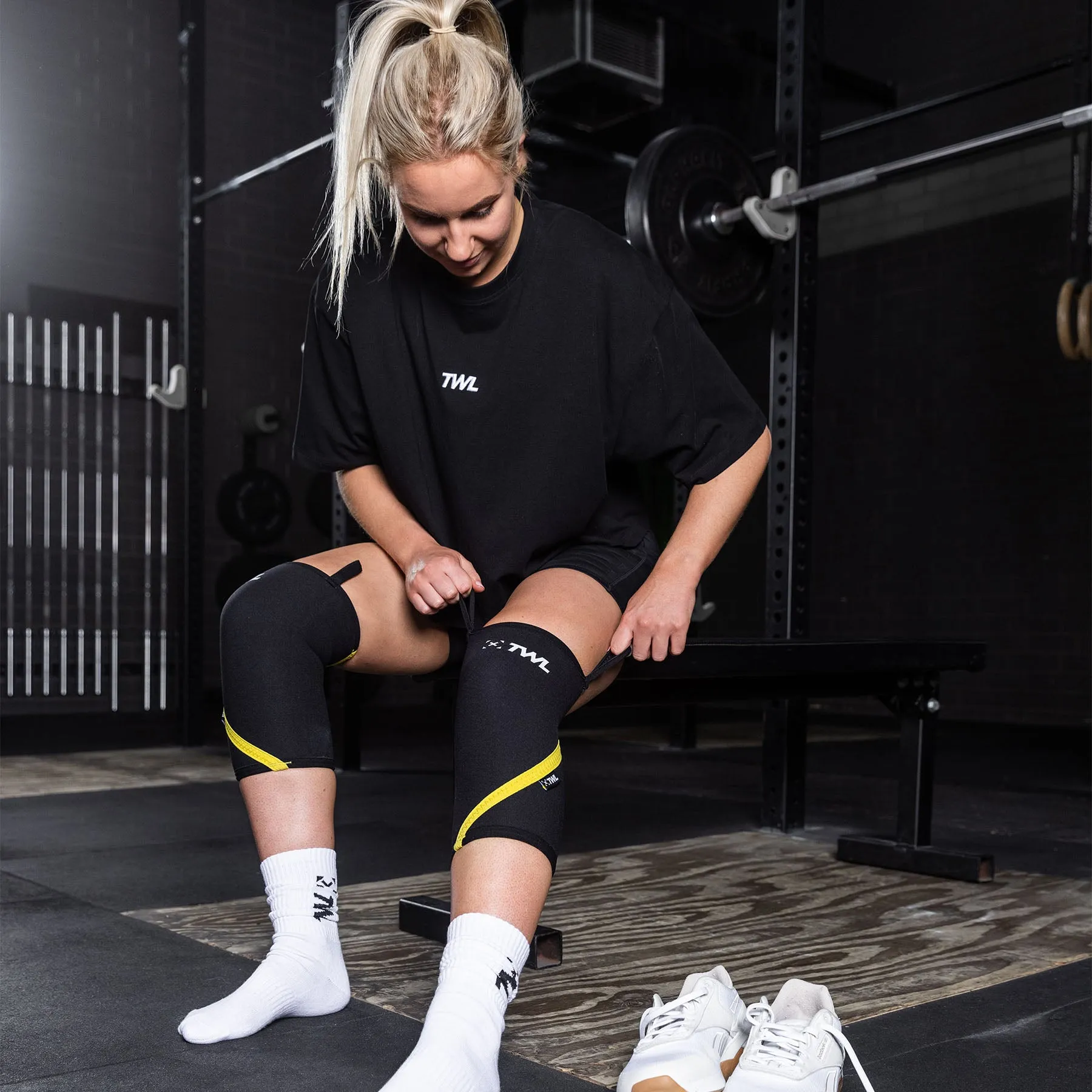 TWL - COMPETITION KNEE SLEEVES - 7MM - BLACK/YELLOW - PAIR