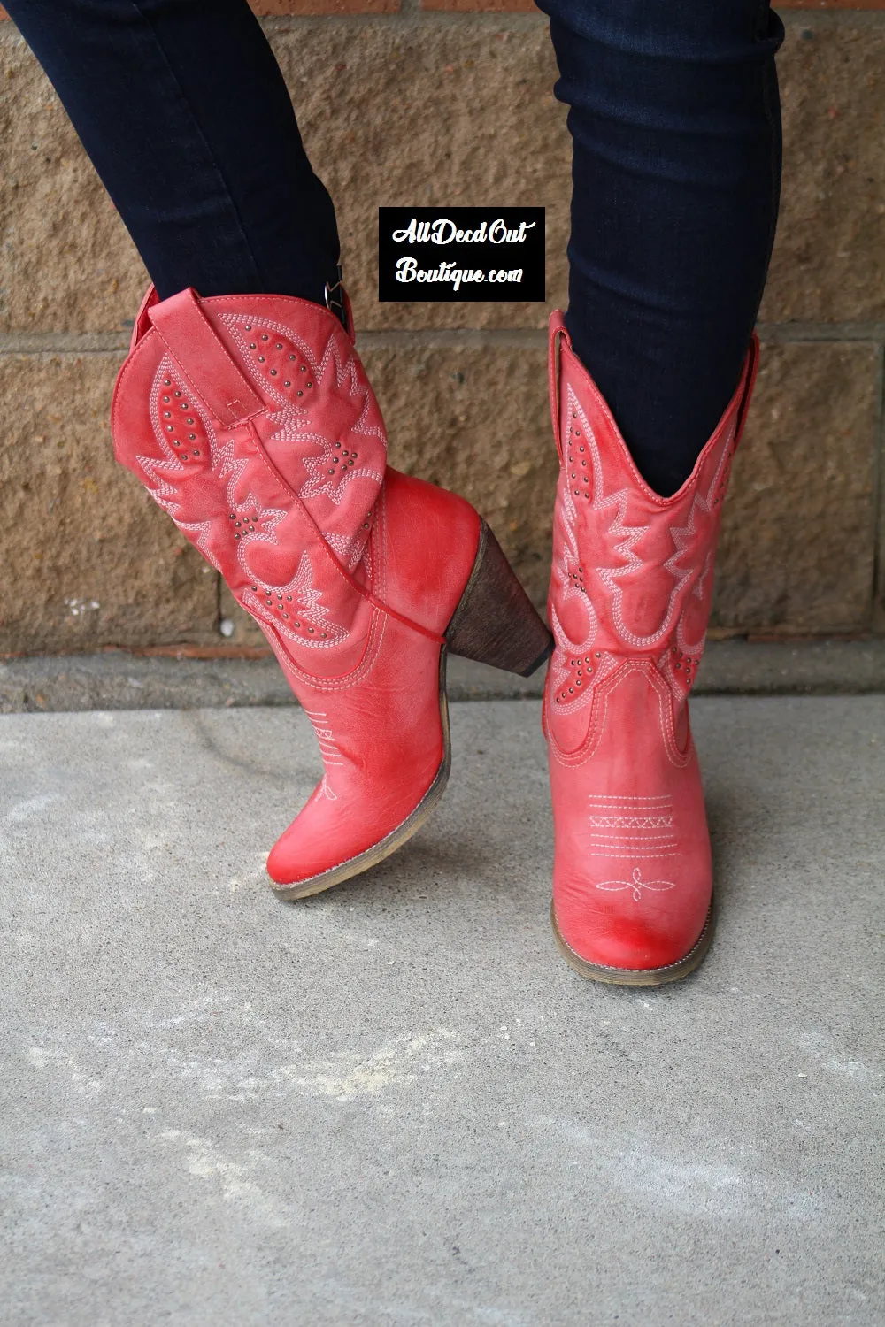 Very Volatile | Denver Cowgirl Boots Red