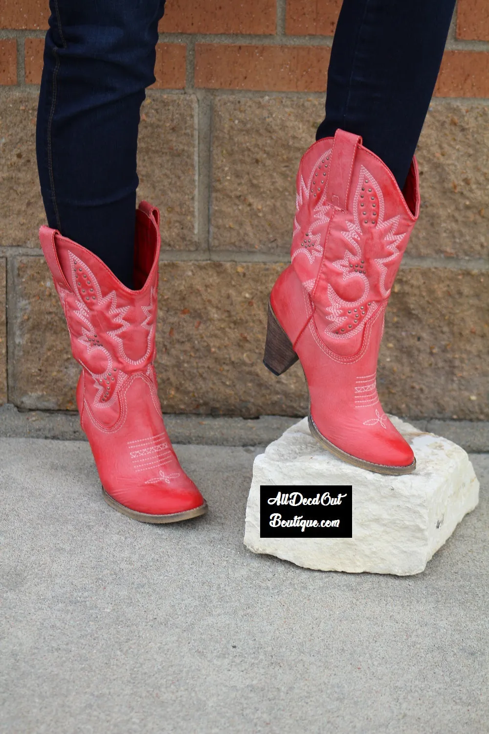 Very Volatile | Denver Cowgirl Boots Red