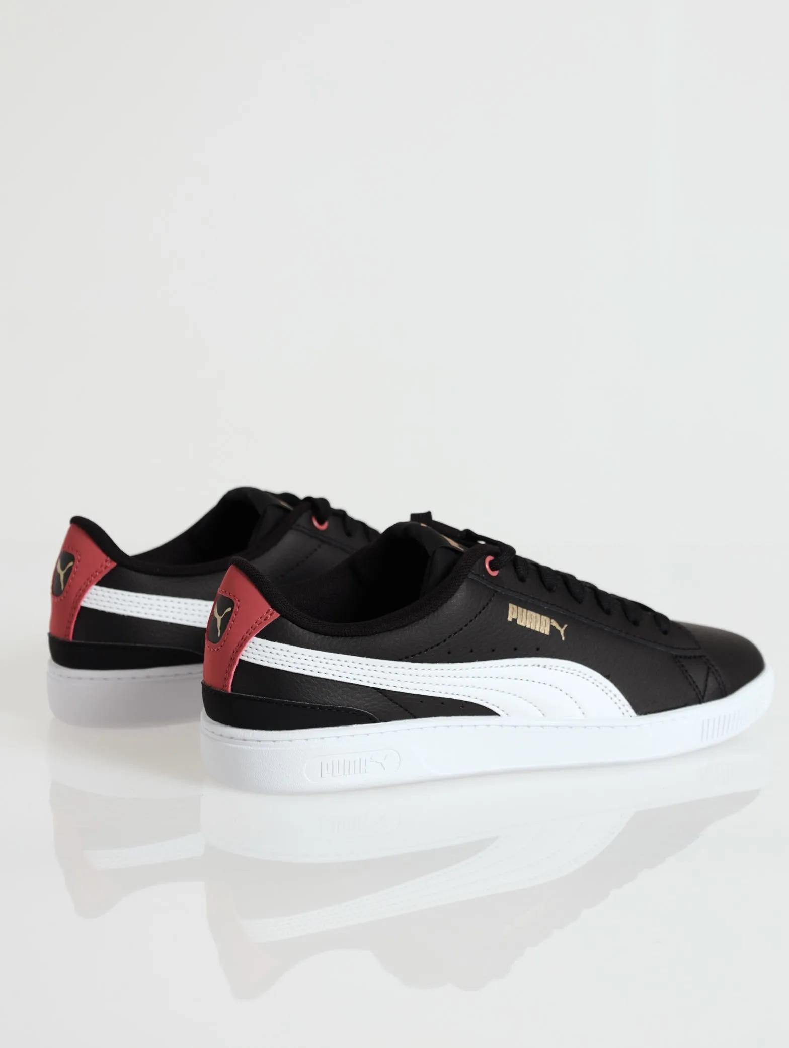 Vikky V3 Sneaker - Black/White