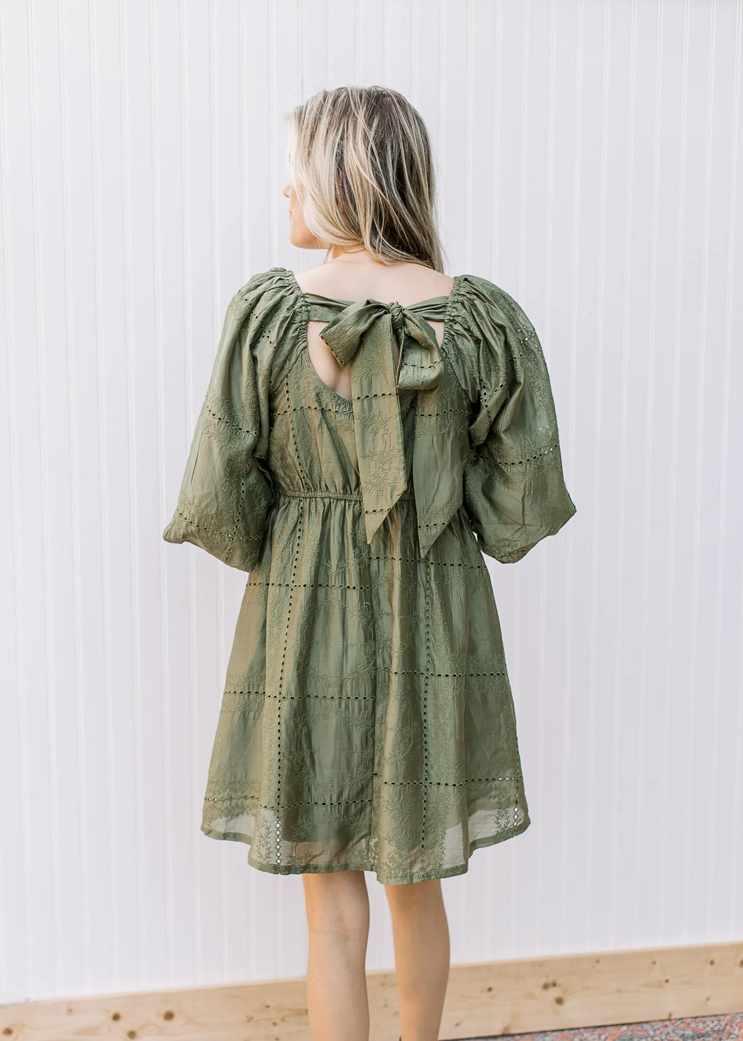 XZ Olive Details Dress