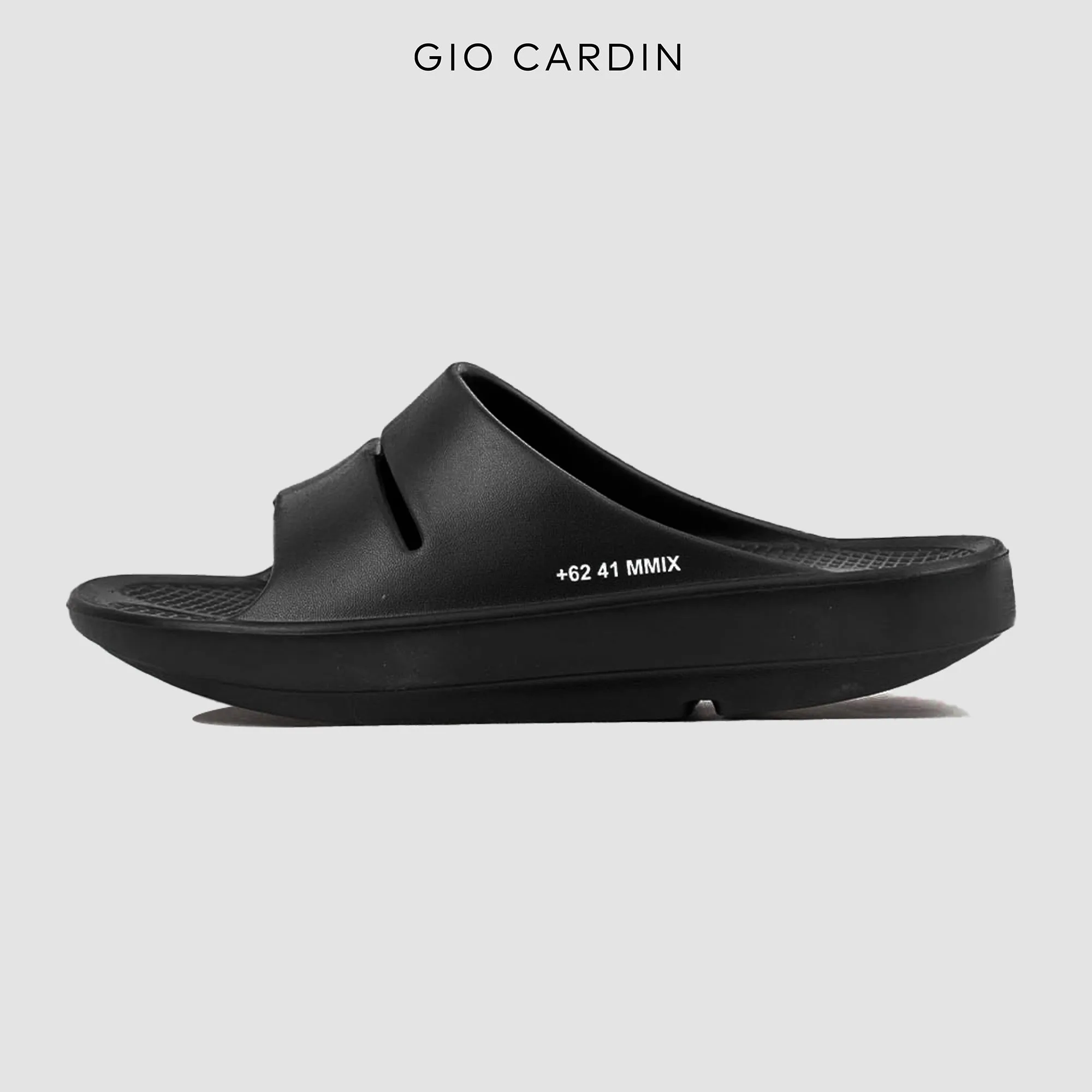 ZOLA SLIDES | TRIPLE BLACK | UNISEX